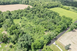 1065 S Butler Rd, Quincy, MI 49082