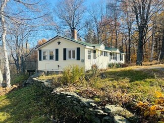 36 Augur Hole Rd, Brattleboro, VT 05301