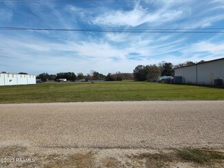 111 Charbonnet Rd, Duson, LA 70529