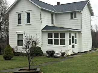 1710 Oneida Valley Rd, Karns City, PA 16041