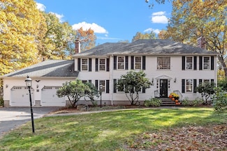 426 River Rd, Andover, MA 01810
