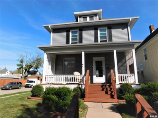 2002 15th Street A, Moline, IL 61265