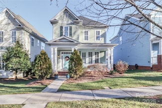 156 Water Oak Dr, Mooresville, NC 28117