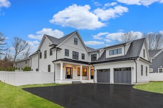 66 Bess Rd, Needham, MA 02492