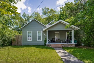 725 S Walnut St, Sherman, TX 75090