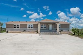 2319 Smith Rd, Aransas Pass, TX 78336