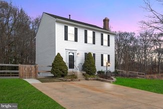 6333 Woodcrest Dr, Ellicott City, MD 21043