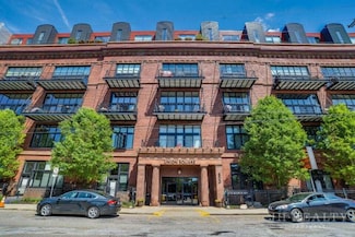 600 Broadway Ave NW Unit 318, Grand Rapids, MI 49504