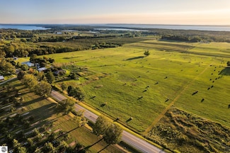 5664 Parcel C Cairn Hwy, Kewadin, MI 49648