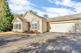 418 Kenley Ct, McDonough, GA 30253