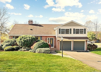33 Howland Rd, West Hartford, CT 06107