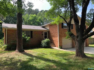 323 Forrest Park Ct NW, Huntsville, AL 35806