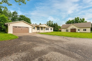 4805 Star Ridge Rd, Eau Claire, WI 54703