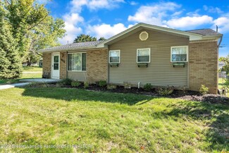 1612 Tuscany Ln, Holt, MI 48842