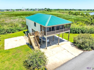 8294 Grouper Ct, Dulac, LA 70353