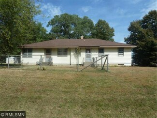 315 Stratford St W, Avon, MN 56310