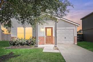822 Ellerton Ln, Houston, TX 77090