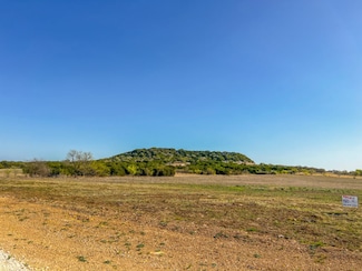 10 Hamilton, Hamilton, TX 76531