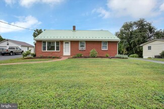 731 Sollenberger Rd, Chambersburg, PA 17202