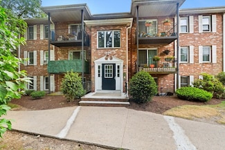 346 Neponset St Unit K, Canton, MA 02021