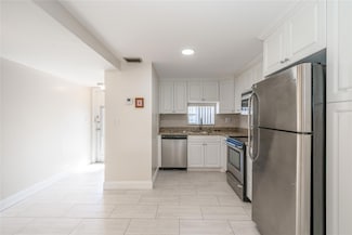 9523 S Hollybrook Lake Dr Unit 107, Pembroke Pines, FL 33025