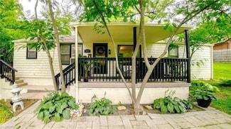 3200 N 49th Dr, Kansas City, KS 66104
