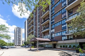 2 Horizon Rd Unit G9, Fort Lee, NJ 07024