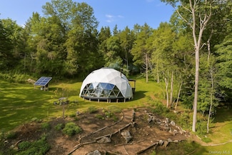 105 Sand Hill Rd, Dover Plains, NY 12522