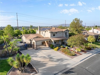 1137 Pamplona Dr, Riverside, CA 92508