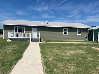 901 Kansas St, Fowler, KS 67844