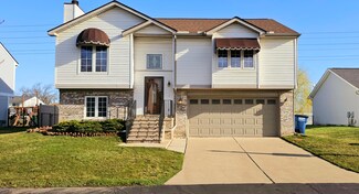38540 Nellie Ln, Westland, MI 48186