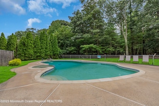382 Old Deal Rd, Eatontown, NJ 07724