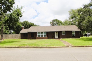 1800 Leggett Dr, Galena Park, TX 77547