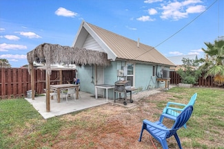134 N Alister St Unit 4, Port Aransas, TX 78373