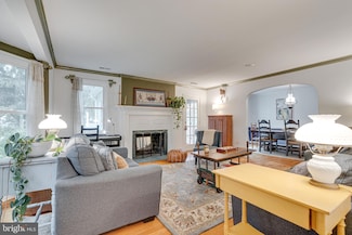 423 W Colonial Hwy, Hamilton, VA 20158