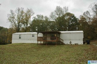 176 Lakeview Dr, Sterrett, AL 35147