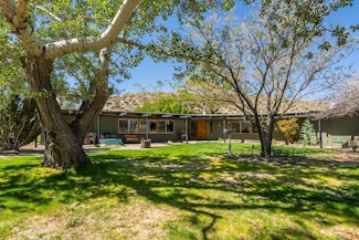 250 Indian Creek Rd, Bishop, CA 93514