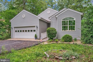 104 Birch Ct, Locust Grove, VA 22508