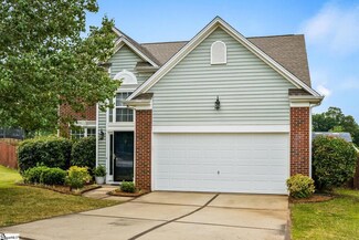 112 Red Holly Ridge Ct, Greer, SC 29651