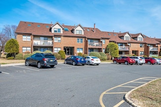 121 Beverly Hill Terrace Unit F, Woodbridge, NJ 07095