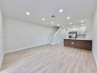 4412 Woodland Cir, Tamarac, FL 33319