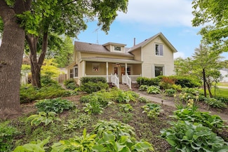 700 7th St W, Hastings, MN 55033