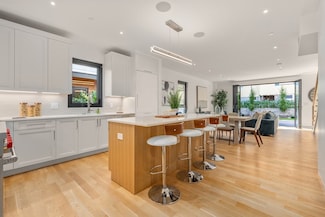 43 Stearns Rd Unit SF, Brookline, MA 02446