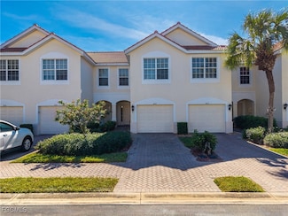 827 Hampton Cir Unit 146, Naples, FL 34105