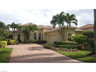 3060 Terramar Dr, Naples, FL 34119