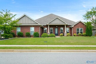 16 Holly Park Blvd SW, Huntsville, AL 35824