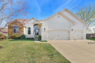 2918 N Parkdale Ct, Wichita, KS 67205