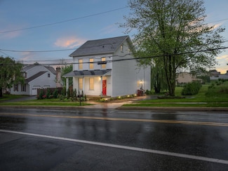 1942 Schadt Ave, Whitehall, PA 18052