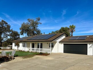 8243 Hedgepeth Rd, Valley Springs, CA 95252
