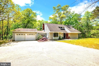 157 Clearfield Ave, Marlton, NJ 08053